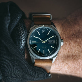 Big Idea Design - Ti Field Watch / Automatic / Stonewashed - KOHEZI
