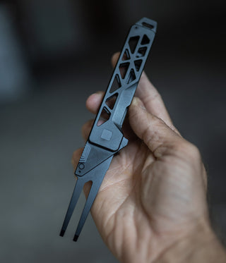 Exceed Designs - TiRant ULTRA HotSwap™ 1.5MM Premium Titanium Golf Divot Tool (Jet-Black PVD 6AL-4V Titanium)