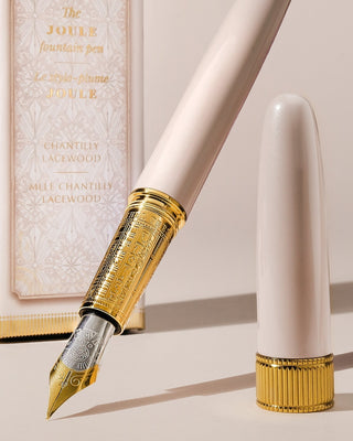 Ferris Wheel Press - The Joule Fountain Pen (Chantilly Lacewood) - KOHEZI