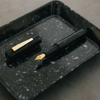 Hightide - Attache Marbled Fountain Pen (Black) - KOHEZI