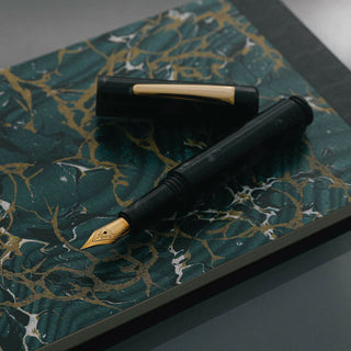 Hightide - Attache Marbled Fountain Pen (Black) - KOHEZI