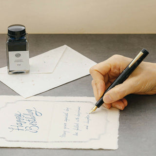 Hightide - Attache Marbled Fountain Pen (Black) - KOHEZI