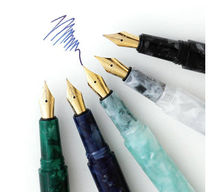 Hightide - Attache Marbled Fountain Pen (Mint) - KOHEZI