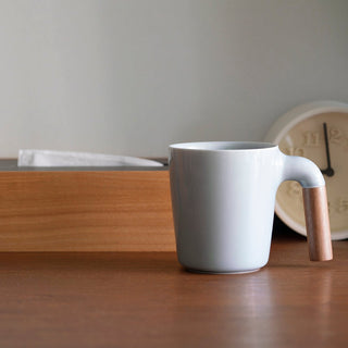 HMM - Mugr Cloud (Walnut/Beech) - KOHEZI
