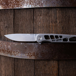 Tactile Knife Co. - Skeletonized Rockwall Flipper - KOHEZI