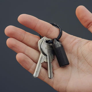 Wingback - Key Cache (Black Steel) - KOHEZI