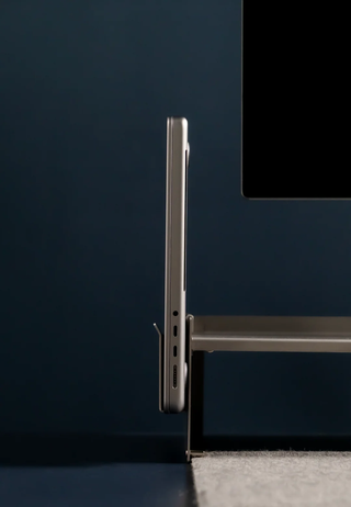 Zenlet - FlowDeck (The Laptop Rack) - KOHEZI