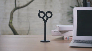 Hmm - Scissors with Base - KOHEZI