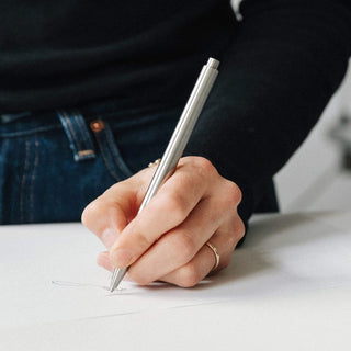 Modern Fuel - Click Pen (Titanium) - KOHEZI