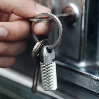 Wingback - Key Cache (Steel) - KOHEZI