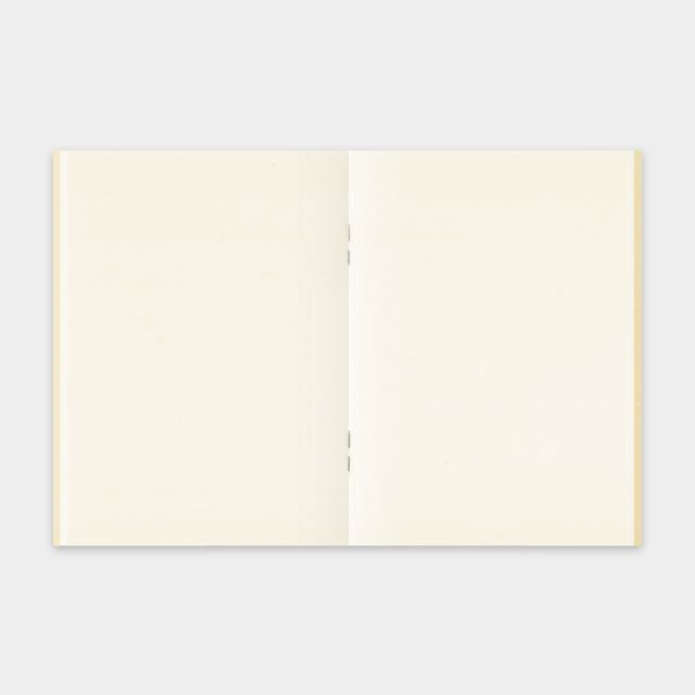 TRAVELER'S COMPANY - 013 MD Paper Cream Refill TRAVELER'S notebook (Passport Size)