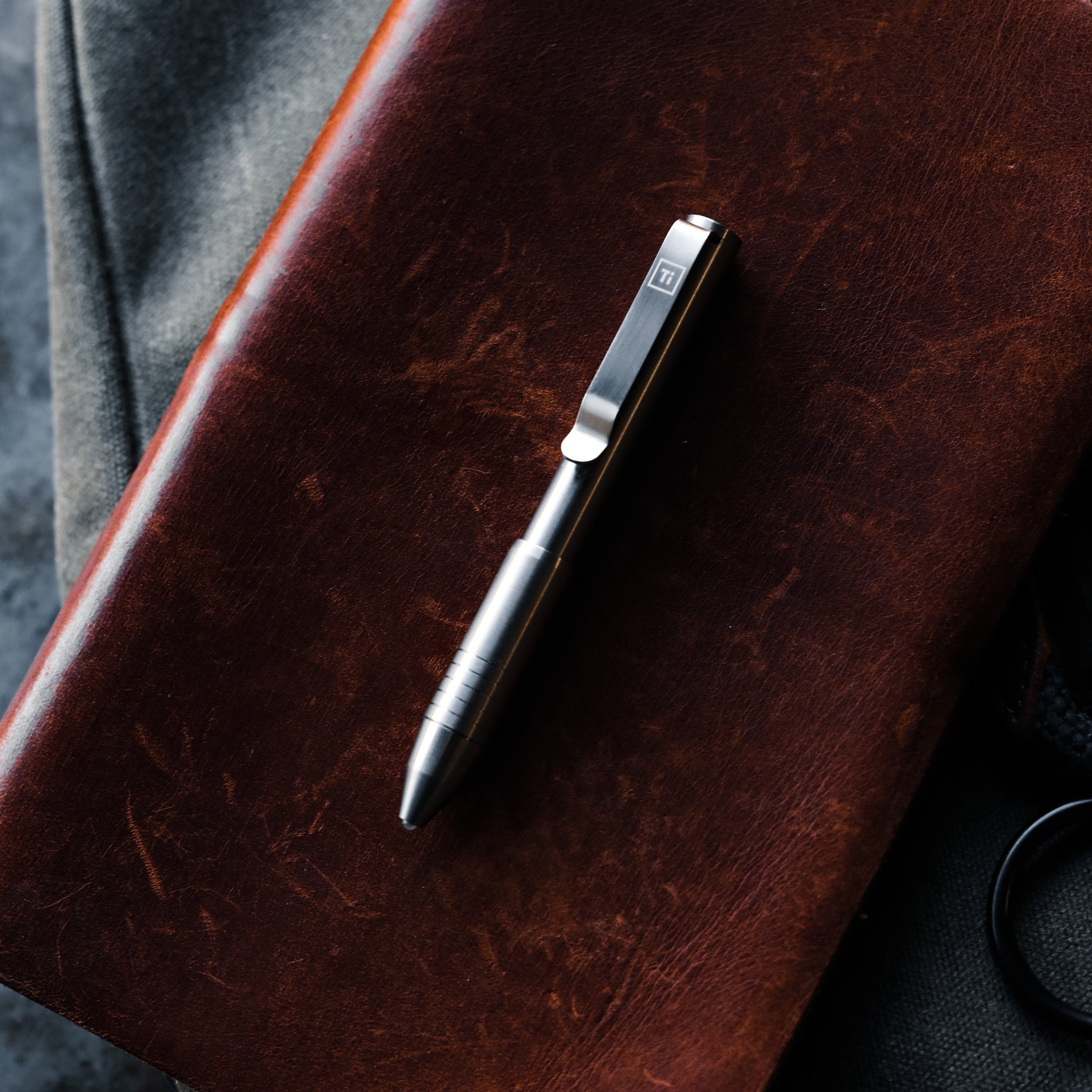 Große Designidee – Ti Pocket Pro (der sich automatisch anpassende EDC-Stift)