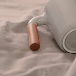 HMM - Mugr Cloud (Walnut/Beech) - KOHEZI