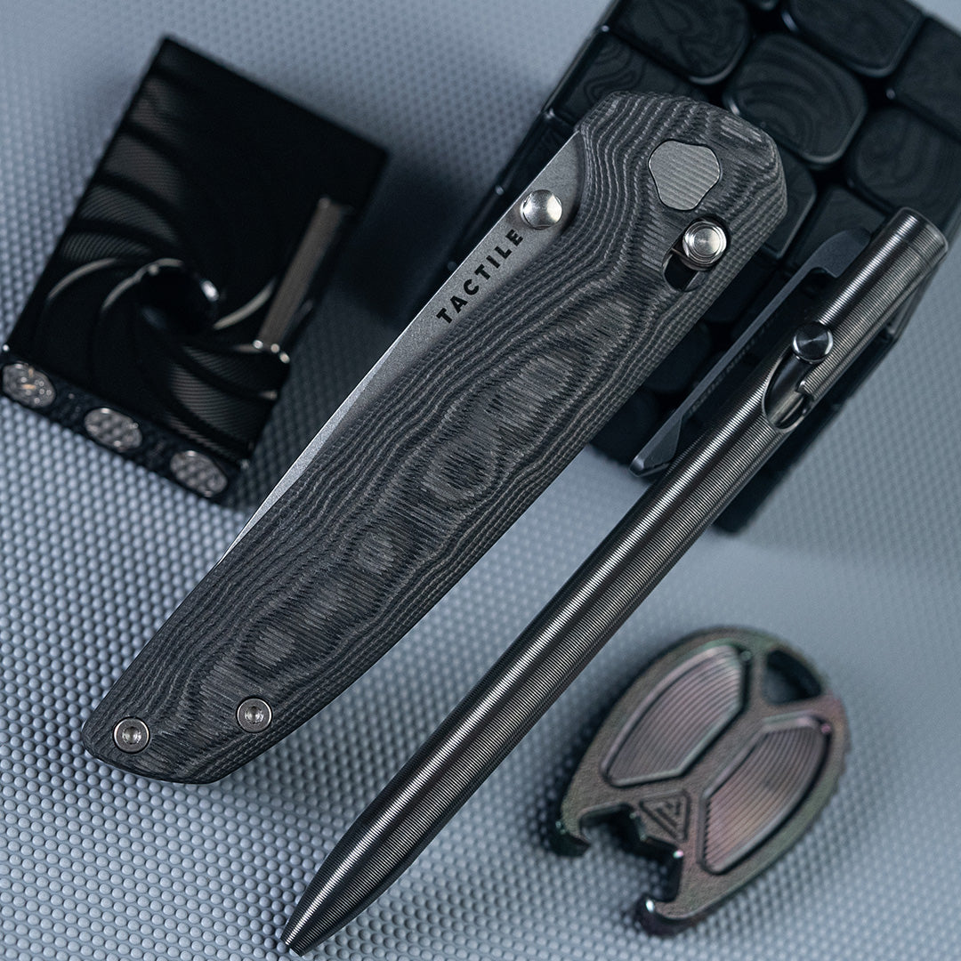 Tactile Knife Co. - Carbon Fiber Maverick