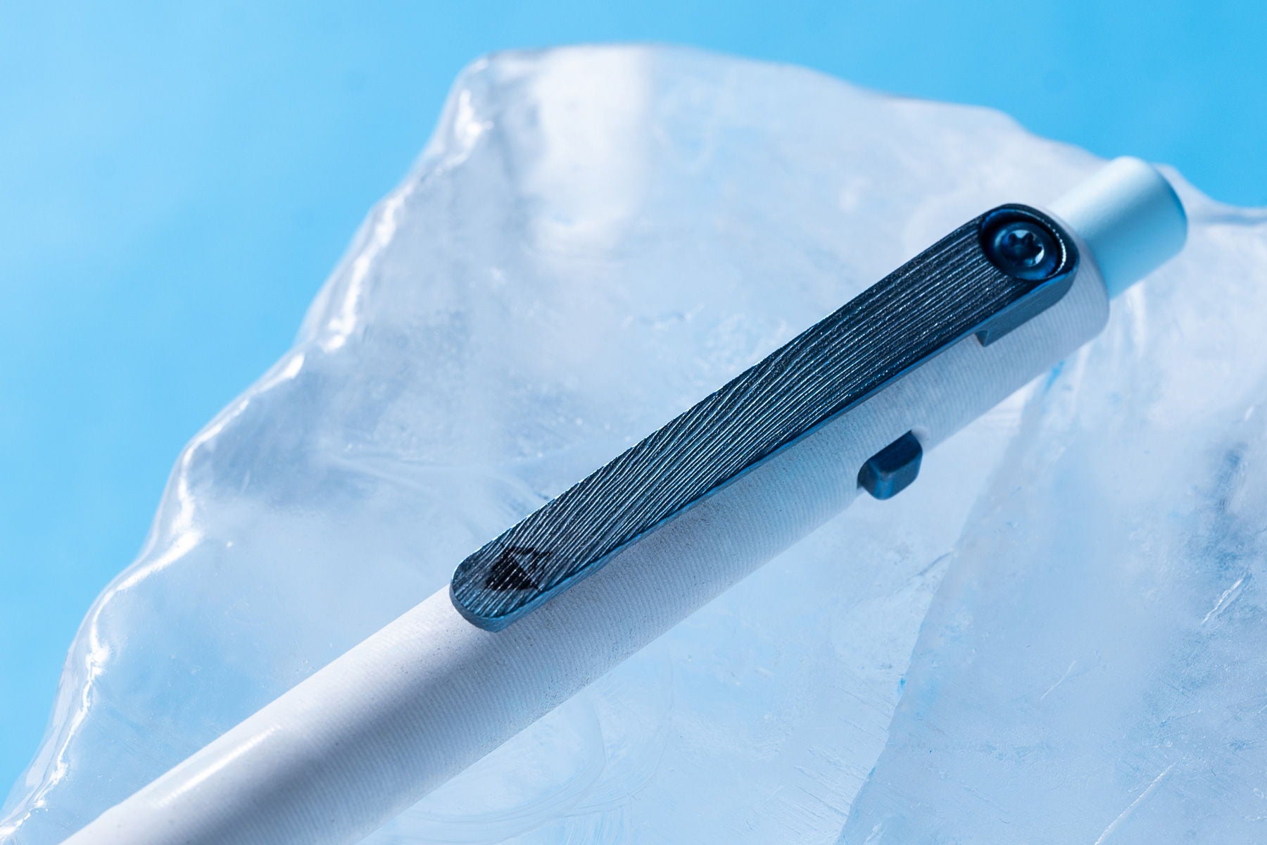 Tactile Turn - Side Click Pen (Icefall)