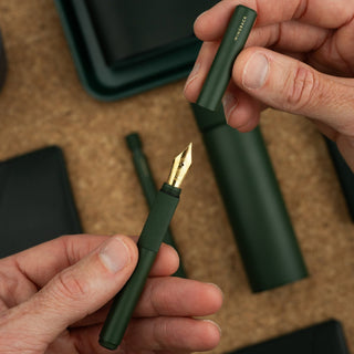 Wingback - Fountain Pen (British Racing Green) - KOHEZI