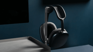 Zenlet - FlowDeck (The Headphone Stand) - KOHEZI