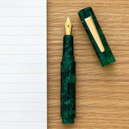 Hightide - Attache Marbled Fountain Pen (Green)-KOHEZI