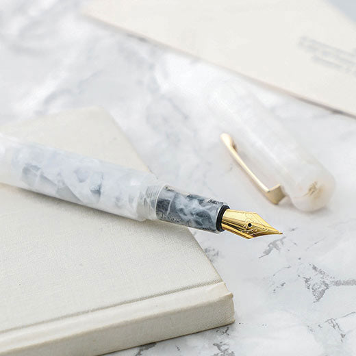 Hightide - Attache Marbled Fountain Pen (White)-KOHEZI