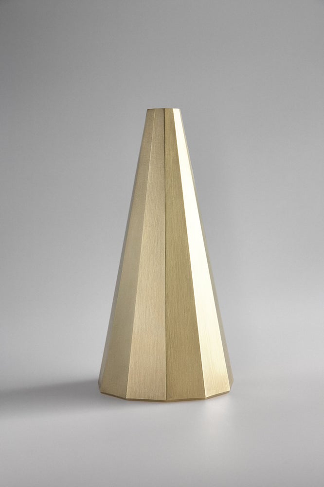 Studiokyss - Decagonal Brass Vase-KOHEZI