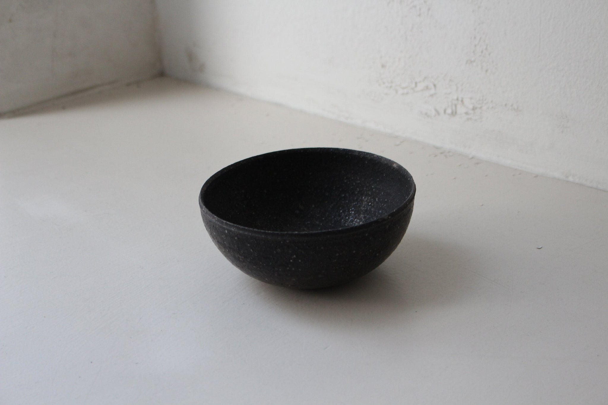 Takashi Endoh - Round Bowl (Black)